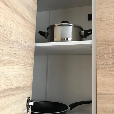 Luxury 1 Free Underground Secure Parking