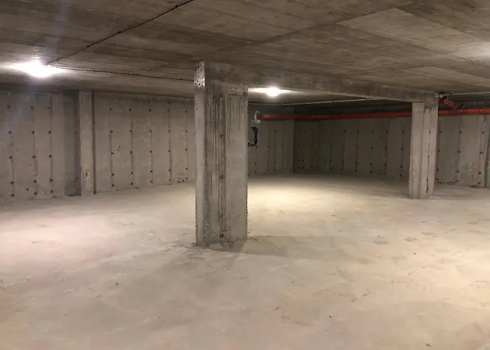 Luxury 1 Free Underground Secure Parking * Pazardjik